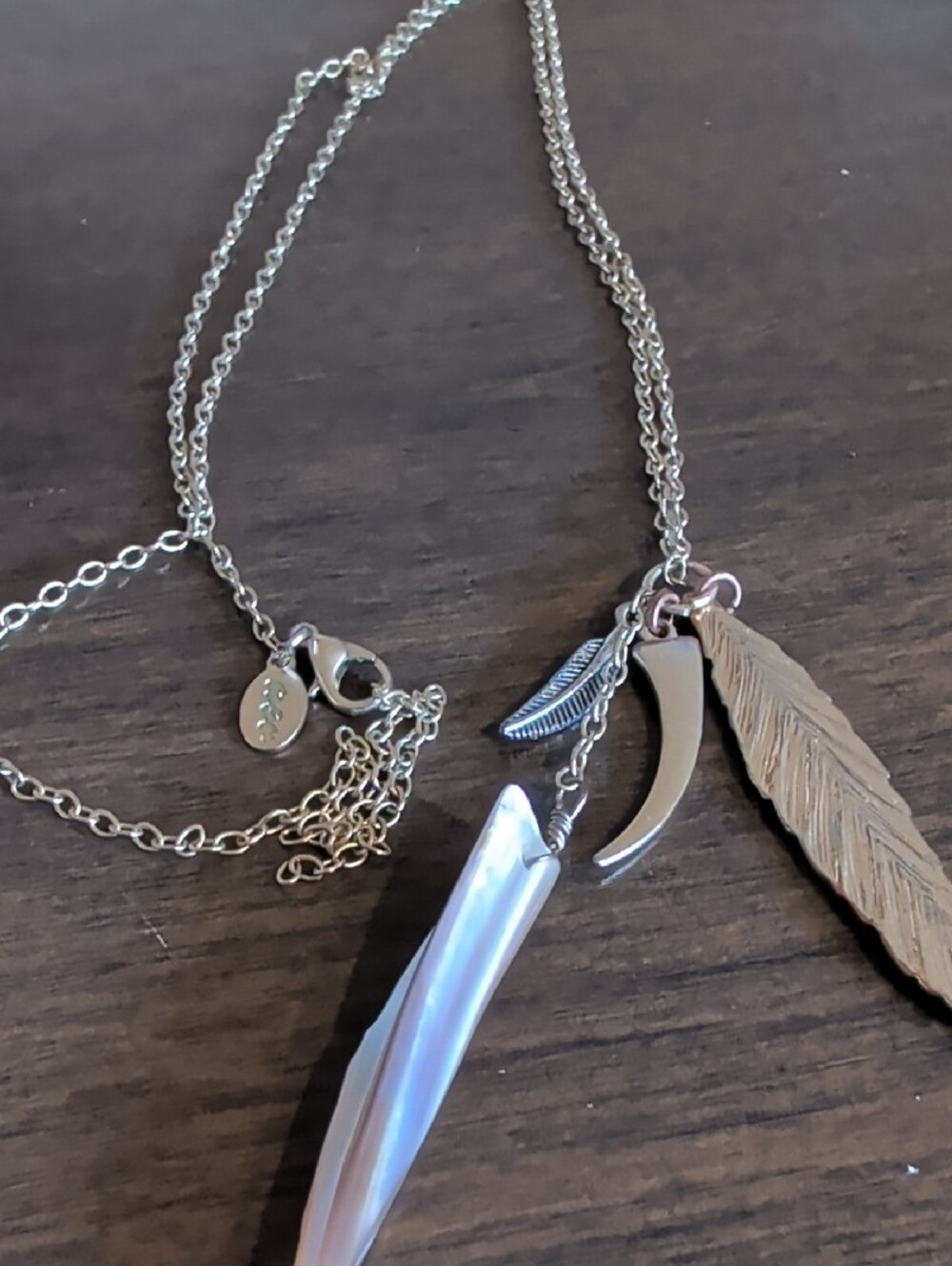 Free Vintage signed American Eagle Outfitters AEO necklace#B21 Feathers, Talon